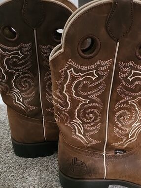 REYME Authentic Leather W/ Embroidered Shaft 9.5